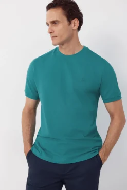 T-shirt básica em piqué