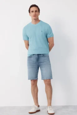 T-shirt básica em piqué