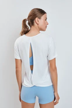 T-shirt com abertura nas costas branco