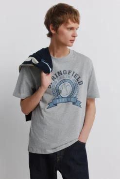 T-shirt com logo desportivo