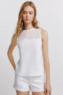 T-shirt de alças bordada