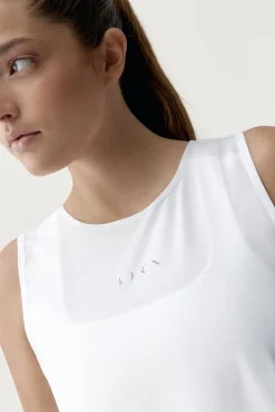 T-shirt desportiva Caliope branco cru
