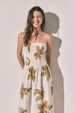 Vestido comprido de alças com decote franzido