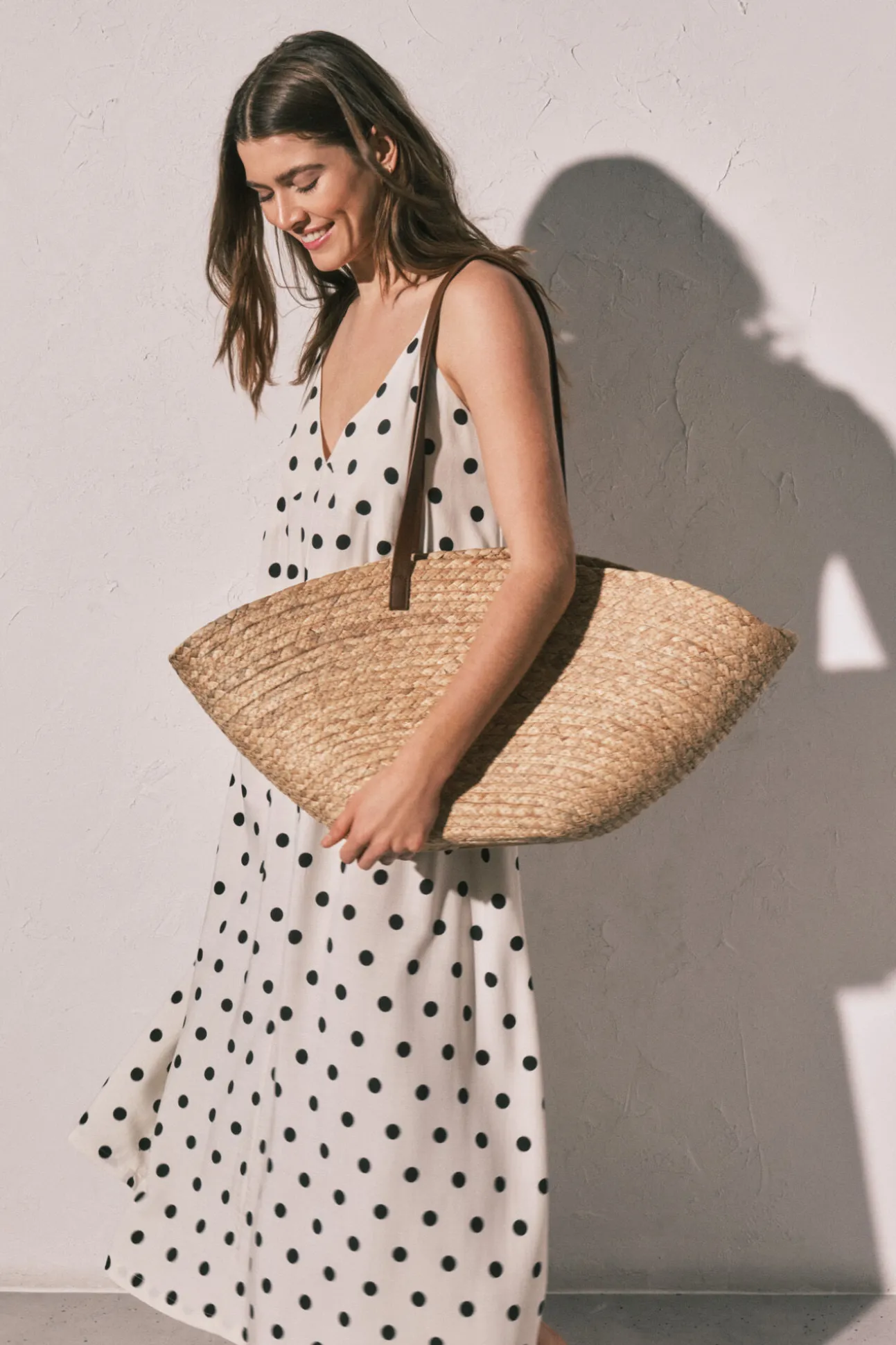 Vestido comprido estampado de bolinhas B&W