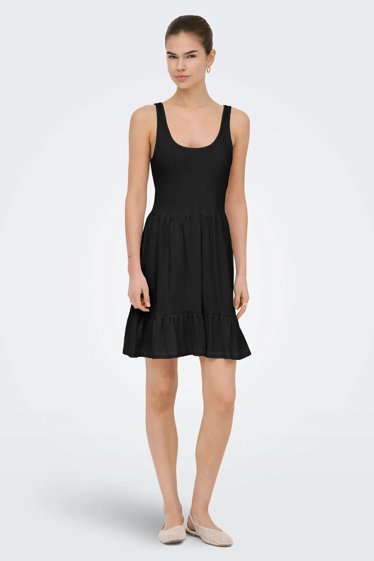 Vestido curto liso
