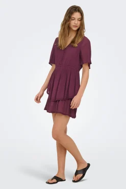 Vestido curto texturizado