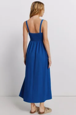 Vestido midi de alças em crochet