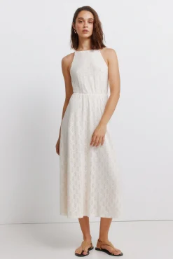 Vestido midi halter bordado