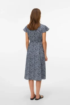 Vestido midi maternity e amamentação